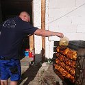 Grillmeister Sven bei der Arbeit