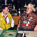 2005 Ehrenvogt Hansjörg und Ehrenmitglied Klaus vertieft im Gespräch